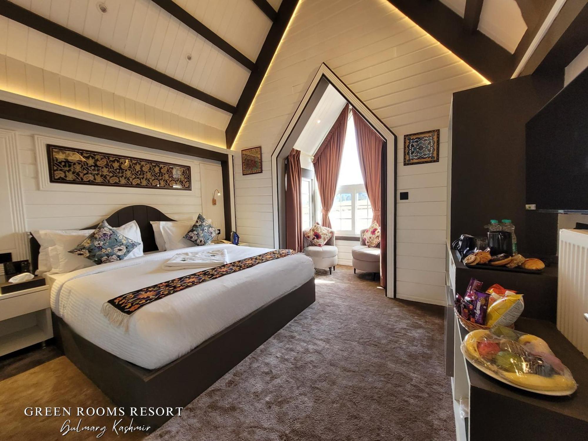 Green Rooms Resort Гульмарг Экстерьер фото